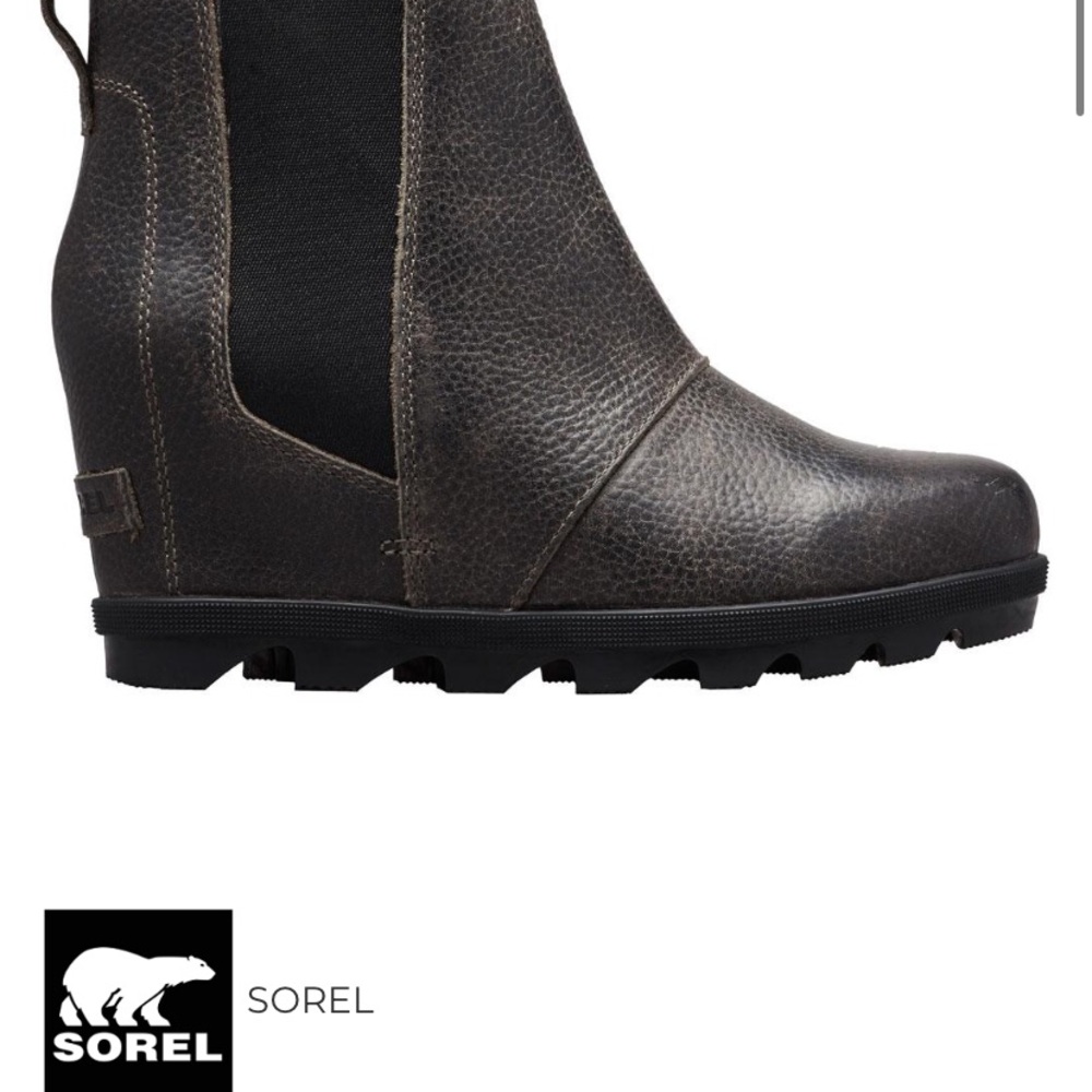 Sorel Women's Waterproof Boots in Quarry